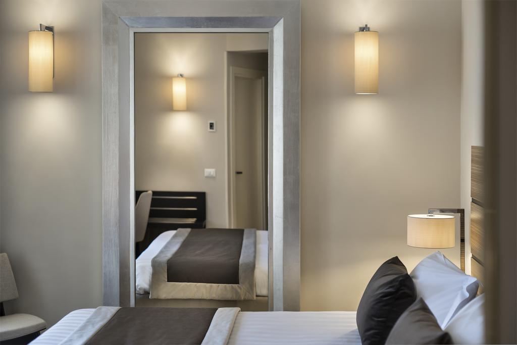 Hotel Ambasciatori Rimini Bagian luar foto